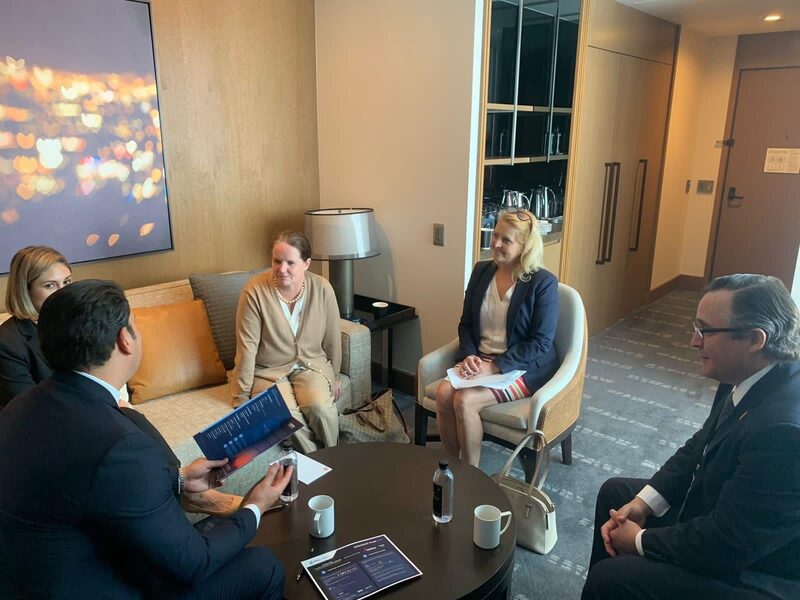 Autoridades del Ministerio de Economía sostuvieron una reunión con representantes de GAP con el objetivo de promover nuevas inversiones para el país. Autoridades del Ministerio de Economía sostuvieron una reunión con representantes de GAP con el objetivo de promover nuevas inversiones para el país.