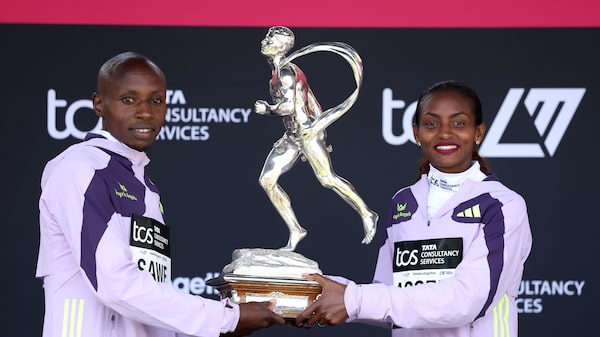 Na corrida pelo esporte, Adidas supera Nike às vésperas da Copa do Mundo Na corrida pelo esporte, Adidas supera Nike às vésperas da Copa do Mundo