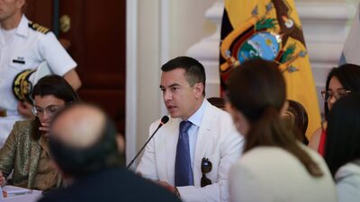 Noboa recibirá a Kristi Noem en noviembre para definir instalación de bases de EE.UU. Noboa recibirá a Kristi Noem en noviembre para definir instalación de bases de EE.UU.