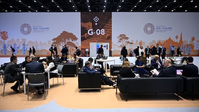 China gana terreno en la disputa con Estados Unidos por la economía global China gana terreno en la disputa con Estados Unidos por la economía global