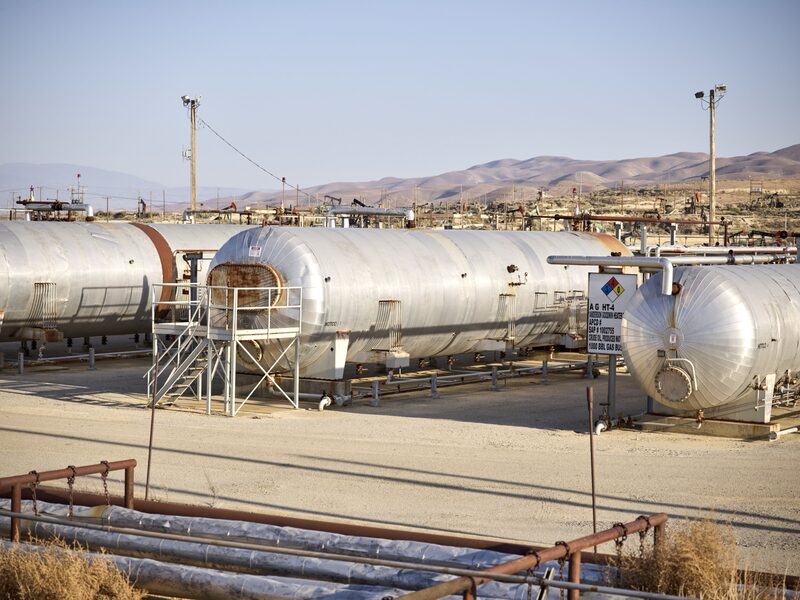 Contrato futuro do West Texas Intermediate (WTI) com vencimento em fevereiro era negociado perto de US$ 77 o barril Contrato futuro do West Texas Intermediate (WTI) com vencimento em fevereiro era negociado perto de US$ 77 o barril