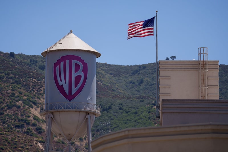 Movimento prepara o terreno para a venda de uma das maiores empresas de entretenimento e notícias dos Estados Unidos, que enfrenta turbulências há quase uma década Movimento prepara o terreno para a venda de uma das maiores empresas de entretenimento e notícias dos Estados Unidos, que enfrenta turbulências há quase uma década