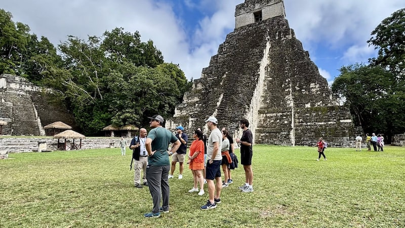 El hallazgo de una muela con incrustación de jade desafía lo que se sabía sobre los mayas El hallazgo de una muela con incrustación de jade desafía lo que se sabía sobre los mayas