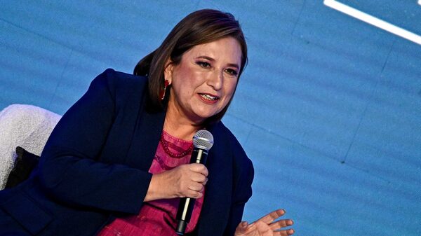 Inversión privada en Pemex y CFE es necesaria ante déficit fiscal: Xóchitl Gálvez Inversión privada en Pemex y CFE es necesaria ante déficit fiscal: Xóchitl Gálvez