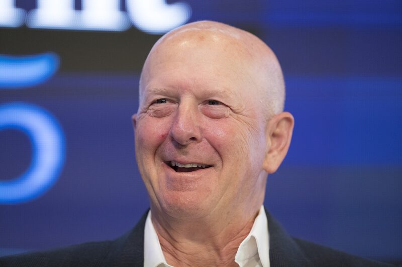 A aprovação dos acionistas reforça as alegações da empresa de que precisa pagar muito para reter seus executivos A aprovação dos acionistas reforça as alegações da empresa de que precisa pagar muito para reter seus executivos