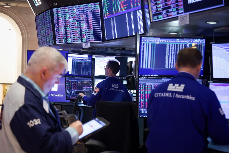 Traders On The Floor Of The NYSE As US Stocks Fall With Trade War Worries Overshadowing Slower Inflation Traders On The Floor Of The NYSE As US Stocks Fall With Trade War Worries Overshadowing Slower Inflation