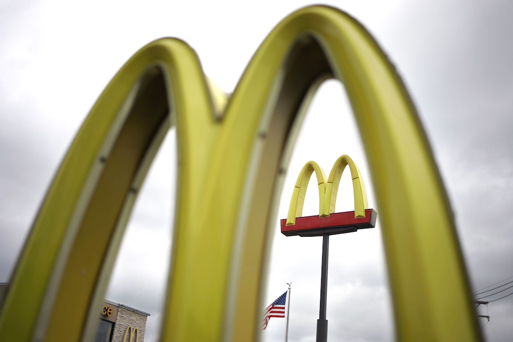 En la imagen, el tradicional logo de Mc Donald's, cuya prncipal franquiciante en América Latina es Arcos Dorados. En la imagen, el tradicional logo de Mc Donald's, cuya prncipal franquiciante en América Latina es Arcos Dorados.
