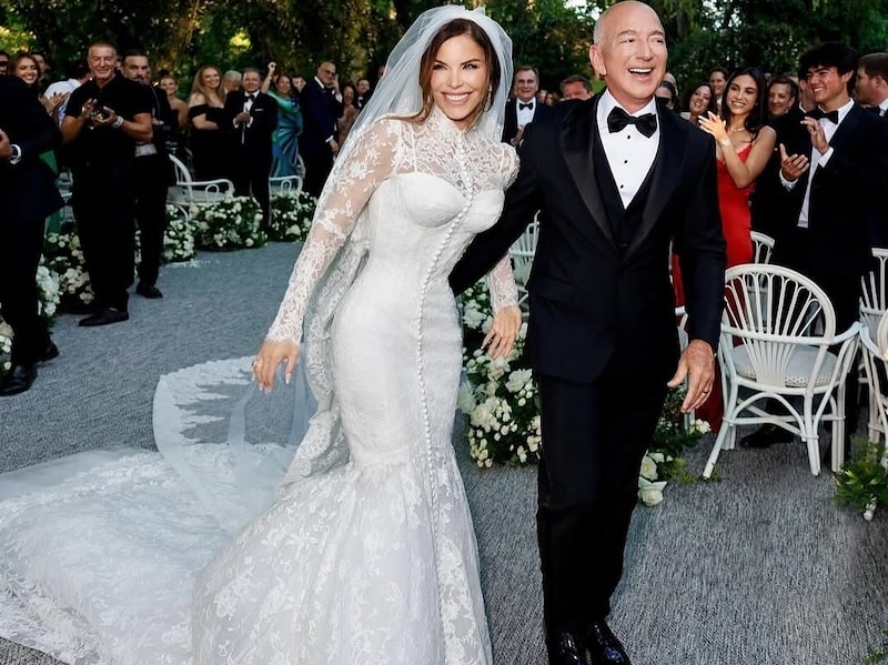 Jeff Bezos y Lauren Sánchez Jeff Bezos y Lauren Sánchez