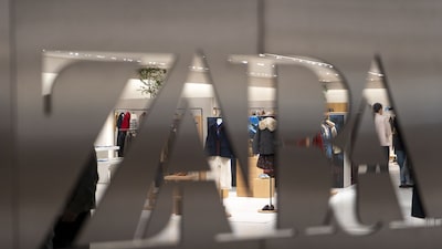 Executiva que moldou linha feminina da Zara deixa Inditex após 40 anos Executiva que moldou linha feminina da Zara deixa Inditex após 40 anos