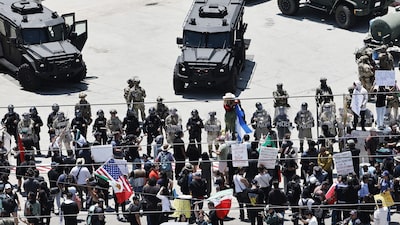 La Guardia Nacional brinda seguridad a los agentes de ICE, afirma EE.UU. La Guardia Nacional brinda seguridad a los agentes de ICE, afirma EE.UU.