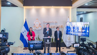 El directorio del FMI aprueba un desembolso de US$242 millones para Honduras El directorio del FMI aprueba un desembolso de US$242 millones para Honduras