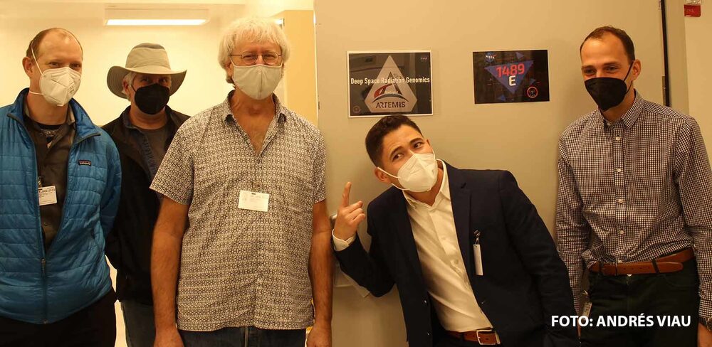 Algunos de los estudiantes y catedráticos recorrieron varias instalaciones, entre ellas el cohete de Sistema de Lanzamiento Espacial (SLS, por sus siglas en inglés) desarrollado por la NASA para misiones hacia la Luna y Marte. Algunos de los estudiantes y catedráticos recorrieron varias instalaciones, entre ellas el cohete de Sistema de Lanzamiento Espacial (SLS, por sus siglas en inglés) desarrollado por la NASA para misiones hacia la Luna y Marte.