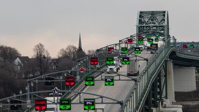 Senado rechaza propuesta de Trump sobre aranceles a Canadá: hay división entre republicanos Senado rechaza propuesta de Trump sobre aranceles a Canadá: hay división entre republicanos