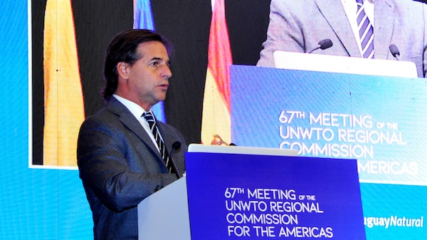 La indirecta de Lacalle Pou por dólar y tipo de cambio paralelo en Argentina La indirecta de Lacalle Pou por dólar y tipo de cambio paralelo en Argentina