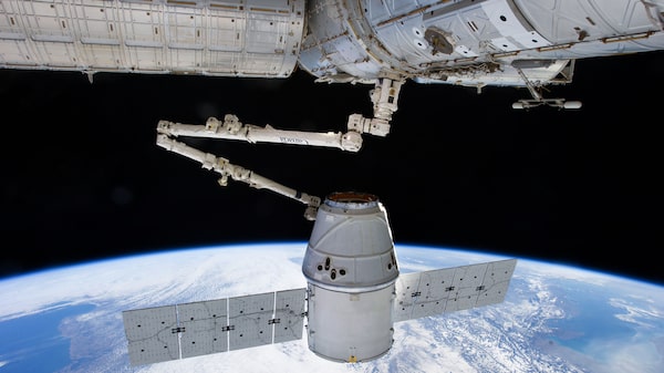 Bilionário do setor de armas investe US$ 434 mi na indústria espacial de olho em defesa Bilionário do setor de armas investe US$ 434 mi na indústria espacial de olho em defesa