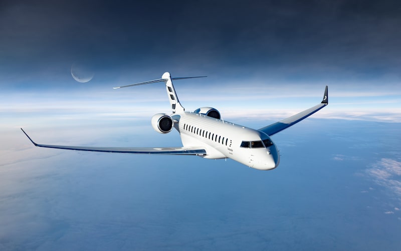 Global 8000 tem a menor altitude de cabine entre jatos executivos em produção, recurso voltado a reduzir o desgaste em voos longos Global 8000 tem a menor altitude de cabine entre jatos executivos em produção, recurso voltado a reduzir o desgaste em voos longos