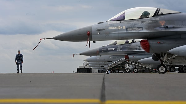 El gasto en defensa de la OTAN aumenta a la mitad del total mundial, según el IISS El gasto en defensa de la OTAN aumenta a la mitad del total mundial, según el IISS