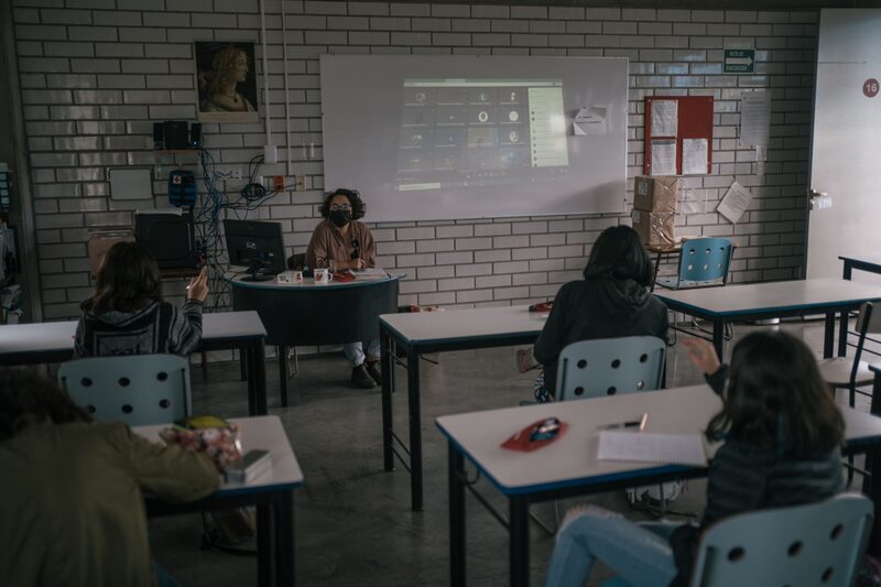 En el ciclo escolar 2022-2023 habrá dos periodos de vacaciones: el primero, del 19 al 30 de diciembre de 2022, y el segundo, del 3 al 14 de abril de 2023. En el ciclo escolar 2022-2023 habrá dos periodos de vacaciones: el primero, del 19 al 30 de diciembre de 2022, y el segundo, del 3 al 14 de abril de 2023.