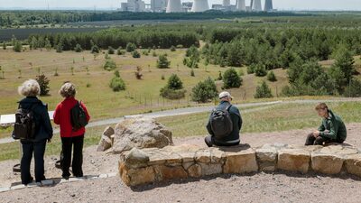 Vilarejo histórico pode ser extinto na Alemanha para dar lugar à mina de carvão Vilarejo histórico pode ser extinto na Alemanha para dar lugar à mina de carvão