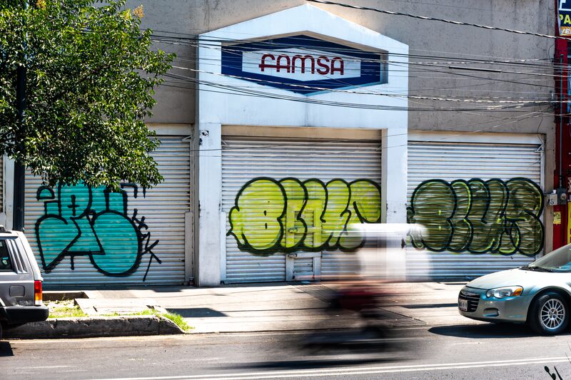 La compañía ha entregado los locales de las tiendas ante las exigencias de los arrendadores, con los cuales ha establecido convenio La compañía ha entregado los locales de las tiendas ante las exigencias de los arrendadores, con los cuales ha establecido convenio