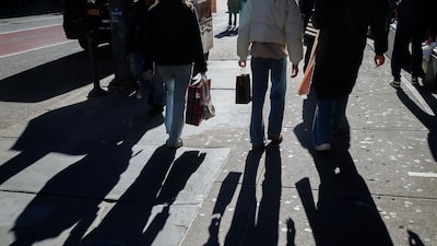 Confianza del consumidor en EE.UU. cae a su nivel más bajo desde 2014 Confianza del consumidor en EE.UU. cae a su nivel más bajo desde 2014