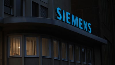 Siemens eleva por segunda vez su previsión de ganancias por centros de datos y software industrial Siemens eleva por segunda vez su previsión de ganancias por centros de datos y software industrial