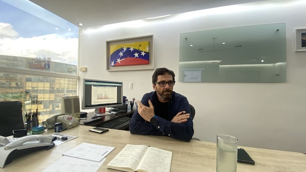 Horacio Velutini: Me parece acertada la decisión de no dolarizar la economía venezolana Horacio Velutini: Me parece acertada la decisión de no dolarizar la economía venezolana