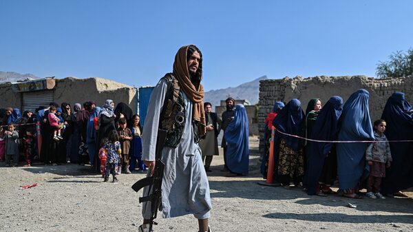 Freno del Talibán al trabajo de las mujeres podría reducir PIB de Afganistán en 5% Freno del Talibán al trabajo de las mujeres podría reducir PIB de Afganistán en 5%