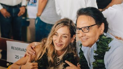 Quem é a ambientalista que vai substituir o candidato assassinado no Equador Quem é a ambientalista que vai substituir o candidato assassinado no Equador