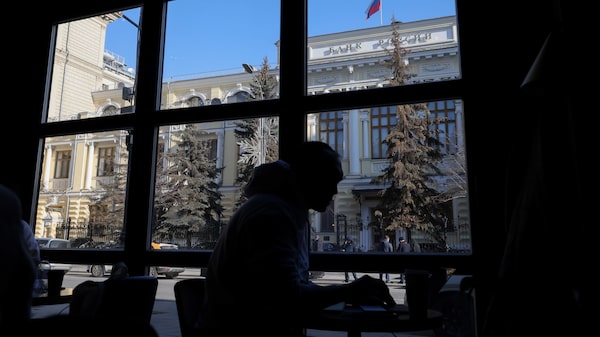 War, Sanctions Lead Russia to First Default on Foreign Debt in a Century War, Sanctions Lead Russia to First Default on Foreign Debt in a Century