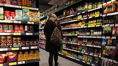 Confianza del consumidor en Colombia frenó racha negativa y mejoró en diciembre Confianza del consumidor en Colombia frenó racha negativa y mejoró en diciembre