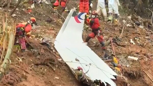China dice que no han hallado rastros de explosivos en el avión accidentado China dice que no han hallado rastros de explosivos en el avión accidentado