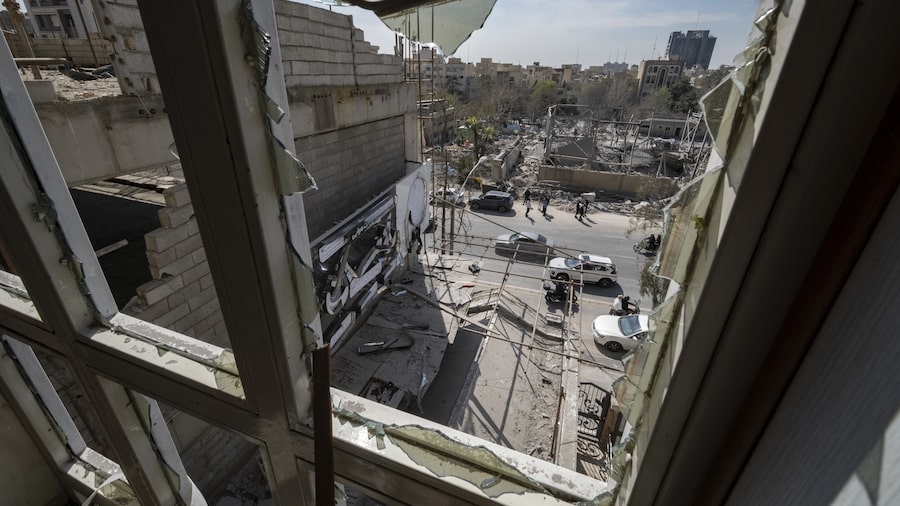 Irán promete intensificar sus ataques mientras Trump aplaude los avances en la guerra Irán promete intensificar sus ataques mientras Trump aplaude los avances en la guerra