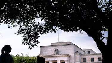 Operadores de bonos reducen apuestas por alzas de la Fed y se preparan para posibles recortes en 2027 Operadores de bonos reducen apuestas por alzas de la Fed y se preparan para posibles recortes en 2027