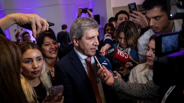Riesgo país y pausa en Bonares presionan al programa financiero y analistas no descartan más compras al BCRA Riesgo país y pausa en Bonares presionan al programa financiero y analistas no descartan más compras al BCRA