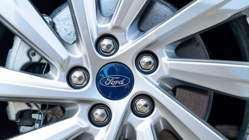 Ford, Lyft e Argo vão lançar serviço de táxis-robôs nos EUA Ford, Lyft e Argo vão lançar serviço de táxis-robôs nos EUA