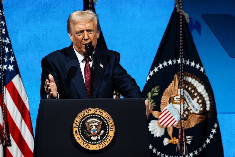 El presidente estadounidense Donald Trump interviene durante el Foro Empresarial de Estados Unidos en Miami el 5 de noviembre. Fotógrafa: Eva Marie Uzcategui/Bloomberg. El presidente estadounidense Donald Trump interviene durante el Foro Empresarial de Estados Unidos en Miami el 5 de noviembre. Fotógrafa: Eva Marie Uzcategui/Bloomberg.