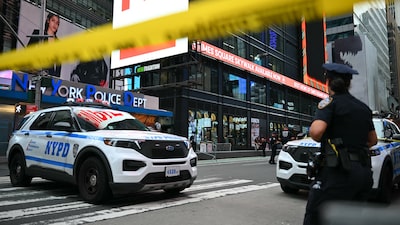 Executiva do Bank of America é morta em ataque com faca na Times Square Executiva do Bank of America é morta em ataque com faca na Times Square