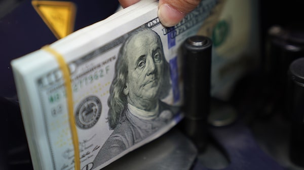 Repunte del dólar hace que HSBC cambie de opinión y vea ganancias hasta 2024 Repunte del dólar hace que HSBC cambie de opinión y vea ganancias hasta 2024