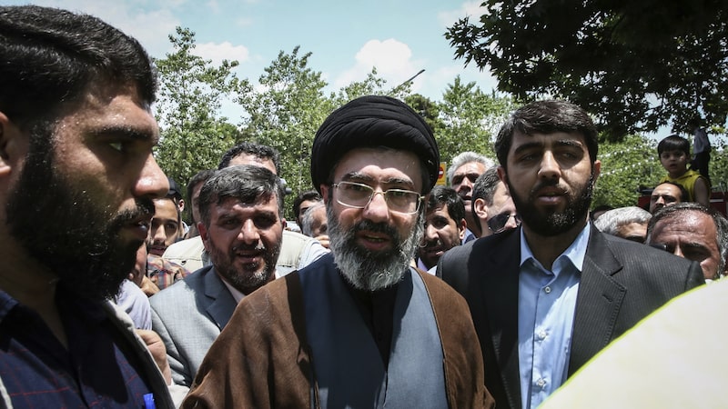 Irã escolhe filho de Khamenei como próximo líder supremo, diz agência do país Irã escolhe filho de Khamenei como próximo líder supremo, diz agência do país