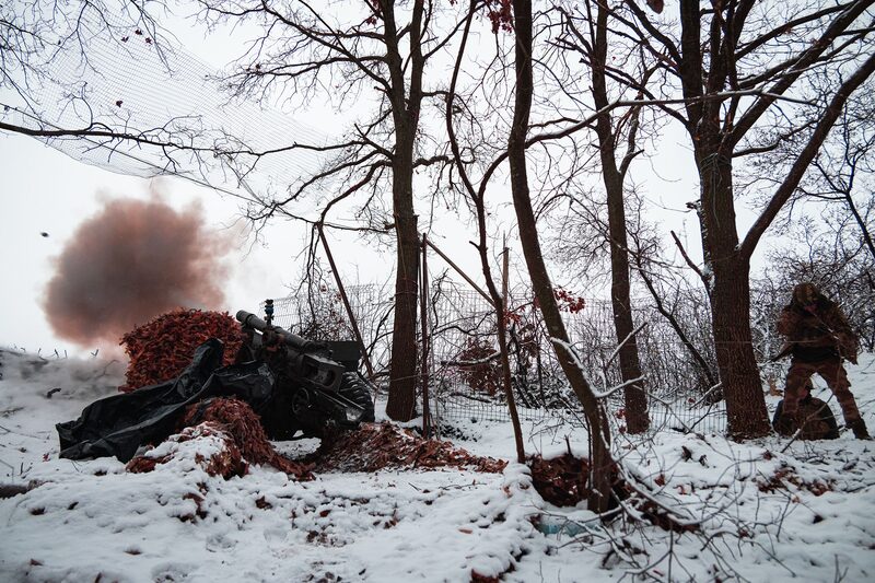 El Departamento del Tesoro estadounidense informó del desembolso para apoyar al país europeo, que se reembolsará con los beneficios generados por los activos inmovilizados del banco central ruso. El Departamento del Tesoro estadounidense informó del desembolso para apoyar al país europeo, que se reembolsará con los beneficios generados por los activos inmovilizados del banco central ruso.