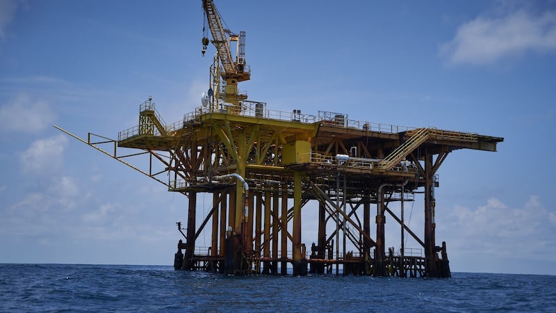 ¿Petróleo a US$100? El impacto diferenciado que ve Bloomberg Economics para América Latina ¿Petróleo a US$100? El impacto diferenciado que ve Bloomberg Economics para América Latina