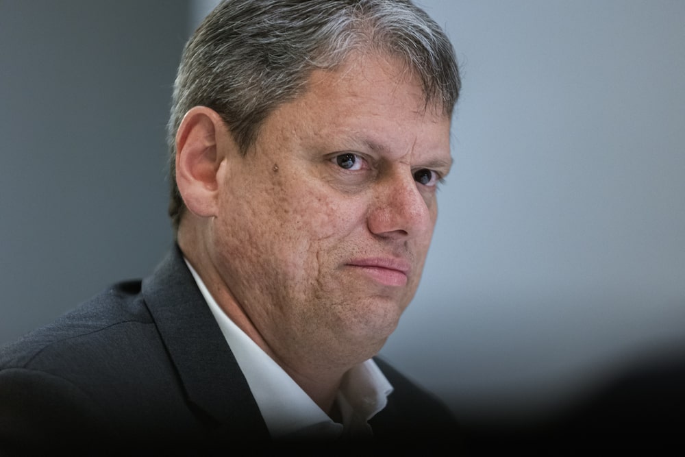 O governador sinalizou que não concorrerá sem o apoio de Bolsonaro. (Foto: Tuane Fernandes/Bloomberg) O governador sinalizou que não concorrerá sem o apoio de Bolsonaro. (Foto: Tuane Fernandes/Bloomberg)