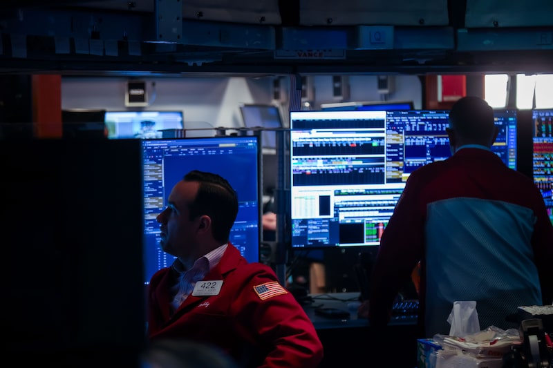 Inversores extranjeros pierden peso en bonos del Tesoro y presionan al dólar Inversores extranjeros pierden peso en bonos del Tesoro y presionan al dólar