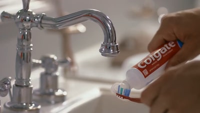 Más países de Latam suspenden pasta dental de Colgate por reportes de efectos adversos Más países de Latam suspenden pasta dental de Colgate por reportes de efectos adversos