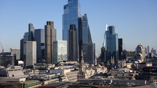 Salário médio de CEOs no Reino Unido sobe a US$ 6,2 mi e reduz diferença para o dos EUA Salário médio de CEOs no Reino Unido sobe a US$ 6,2 mi e reduz diferença para o dos EUA