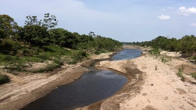 Seca na Amazônia leva a queima maior de diesel para gerar energia e evitar apagão Seca na Amazônia leva a queima maior de diesel para gerar energia e evitar apagão