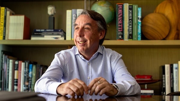 Emilio Azcárraga vende parte de sus acciones en Televisa a principales directivos por MXN$1.926 millones Emilio Azcárraga vende parte de sus acciones en Televisa a principales directivos por MXN$1.926 millones