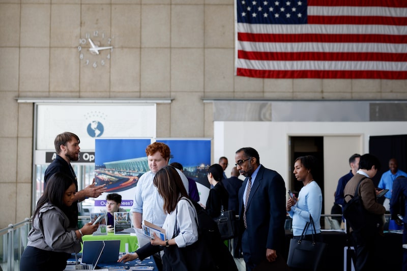 DCA Hosts "Navigating New Beginnings: A Job Fair For Federal Employees" DCA Hosts "Navigating New Beginnings: A Job Fair For Federal Employees"