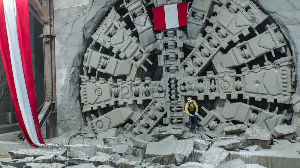 Avanzan las obras en el subterráneo de Lima Avanzan las obras en el subterráneo de Lima